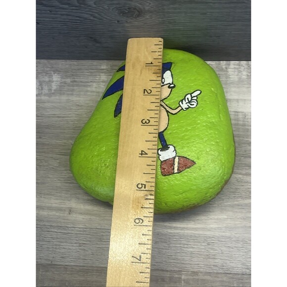 Hand Painted Art Rock Garden Sonic the Hedgehog Paperweight OOAK - Picture 6 of 8